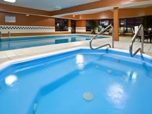 Muncie Place Hotel & Suites Hotel in Muncie