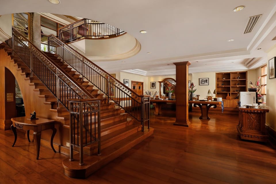Executive lounge