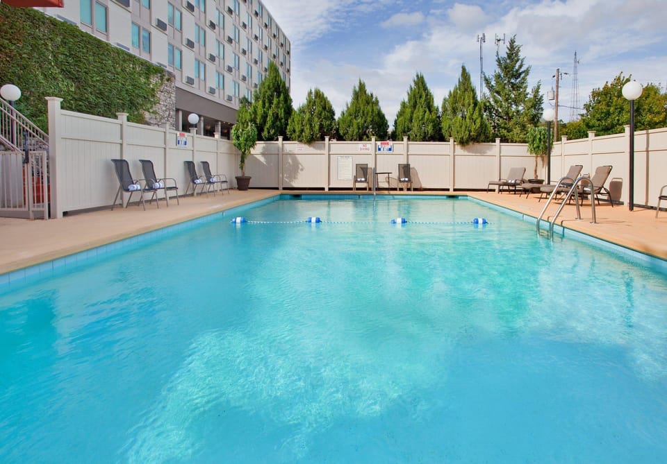 Holiday Inn At the Campus By IHG Hotel in Manhattan