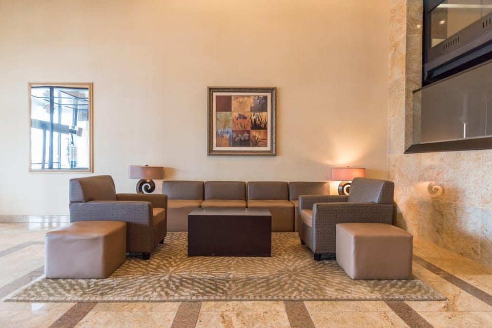 Holiday Inn Hazlet By IHG Hotel in Jersey Shore
