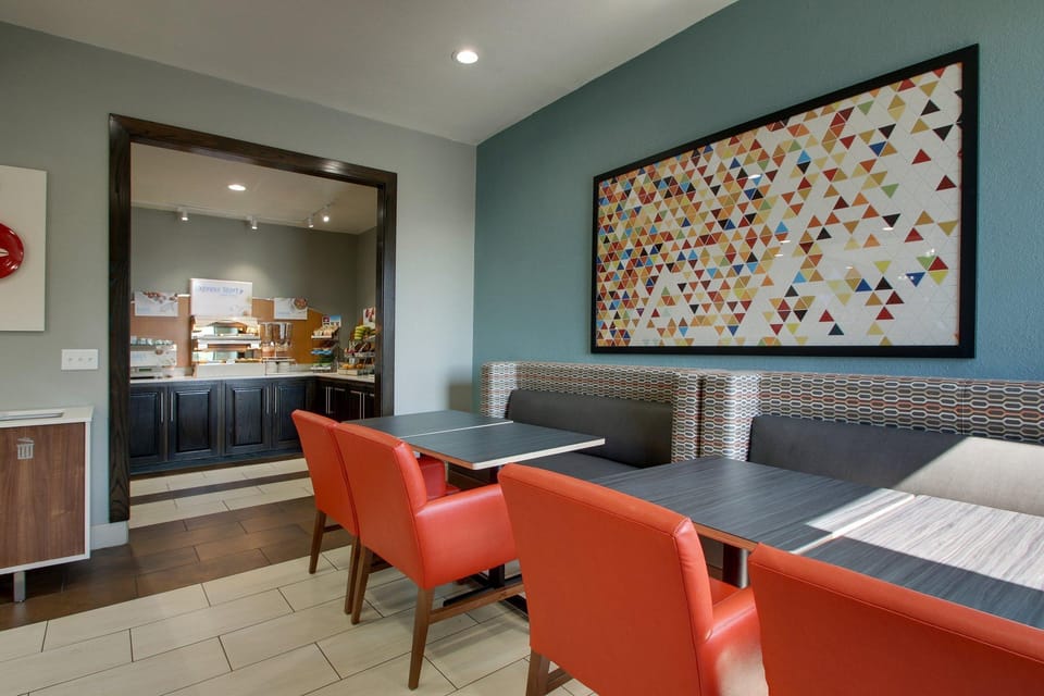 Holiday Inn Express Hotel & Suites Lebanon By IHG Hotel in Ozark Mountains