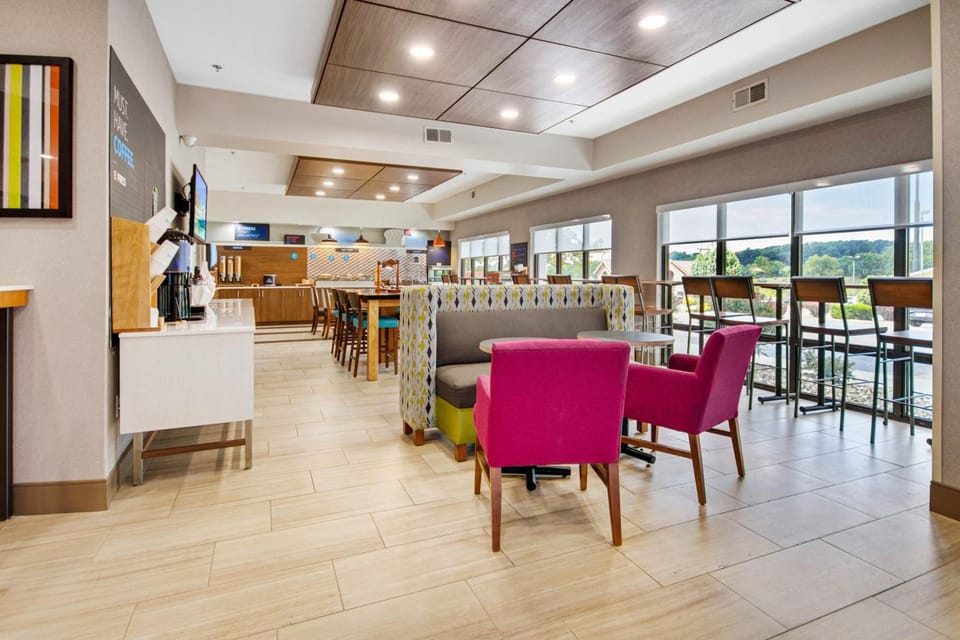 Holiday Inn Express Dublin By IHG Hotel in Claytor Lake