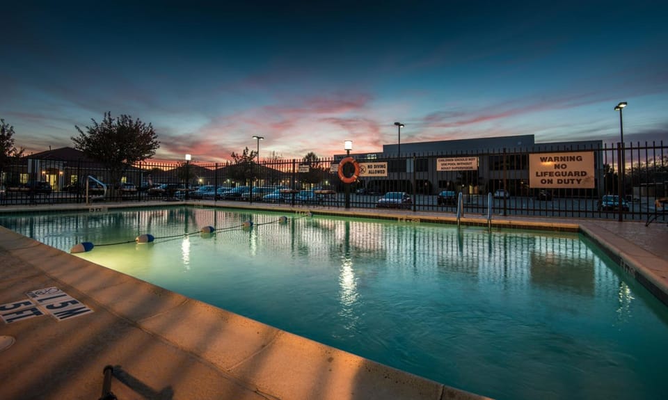 Swimming pool