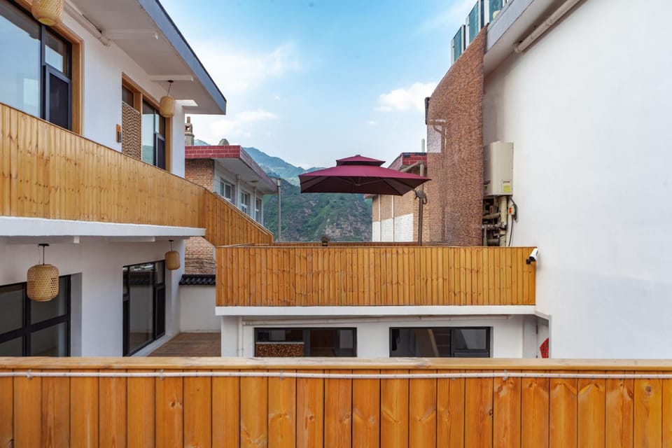 ManBuYunDuan.Theme Inn Hotel in China