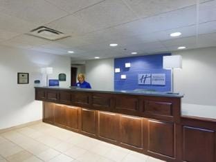 Holiday Inn Express Fairfield By IHG Hotel in Ohio