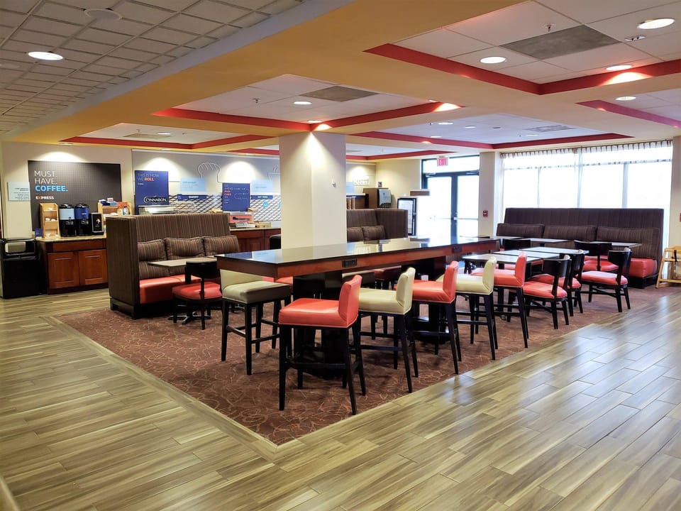 Holiday Inn Express Portland West/Hillsboro By IHG Hotel in Hillsboro