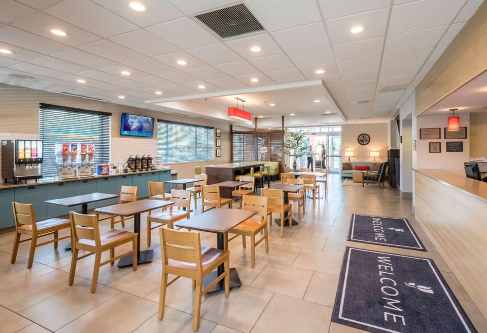 Country Inn & Suites by Radisson, Rochester-Pittsford/Brighton, NY Hotel in Brighton