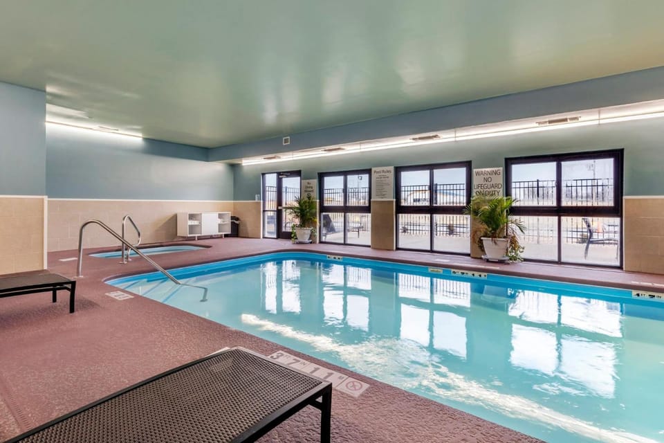 Holiday Inn Express Metropolis By IHG Hotel in Illinois
