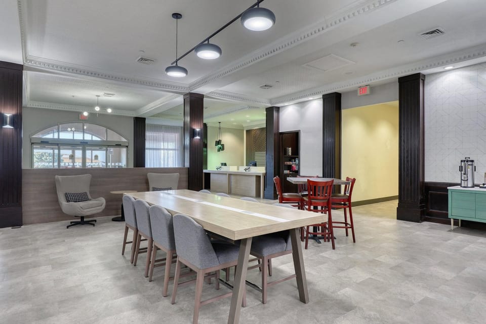 Holiday Inn Hotel & Suites Madison West - Middleton By IHG Hotel in Madison