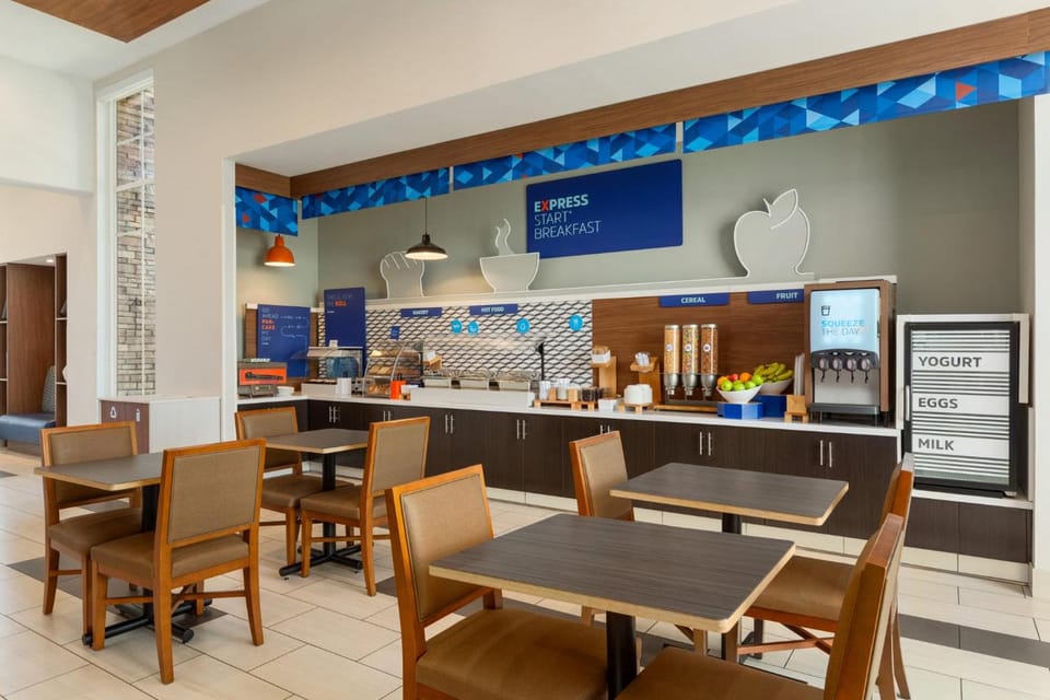 Holiday Inn Express- West Sacramento By IHG Hotel in West Sacramento