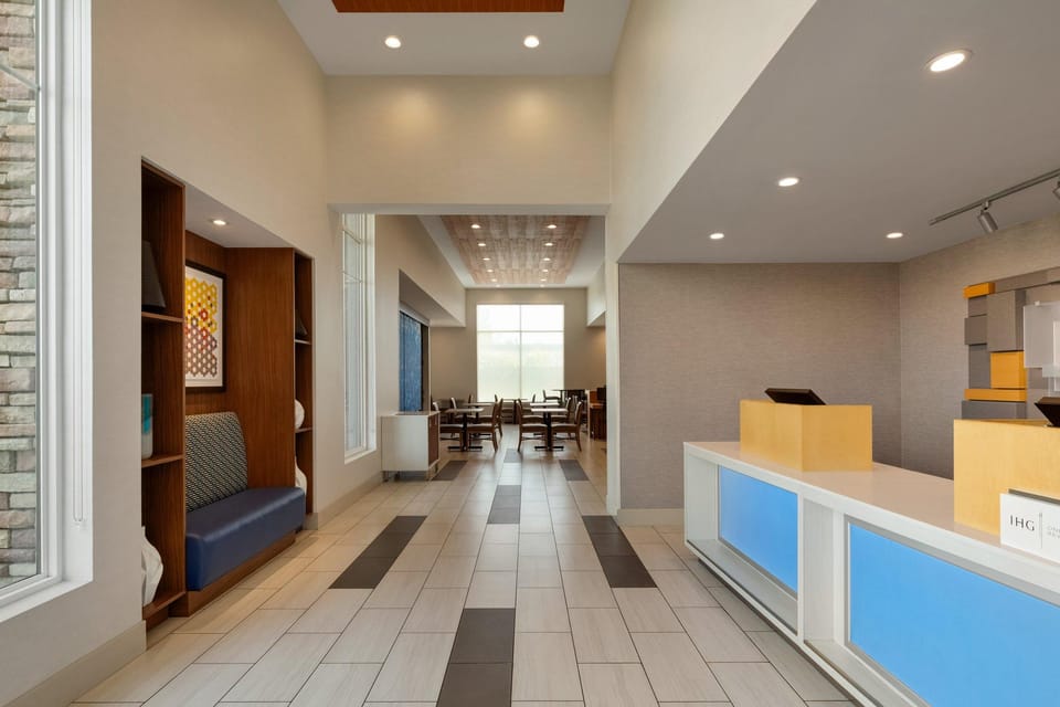 Holiday Inn Express- West Sacramento By IHG Hotel in West Sacramento