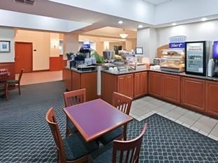 Holiday Inn Express Hotel & Suites Vinita By IHG Hotel in Ozark Mountains