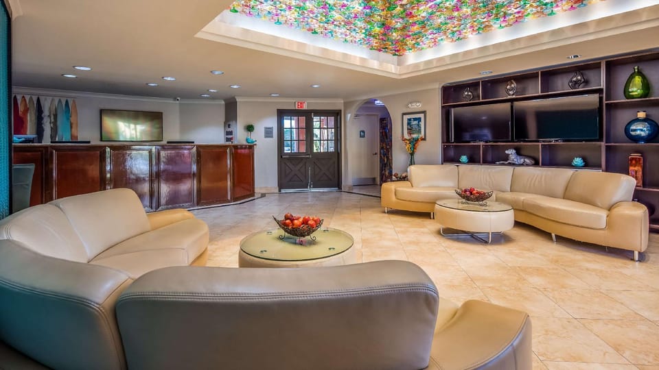 Best Western Plus La Mesa San Diego Hotel in Casa De Oro-Mount