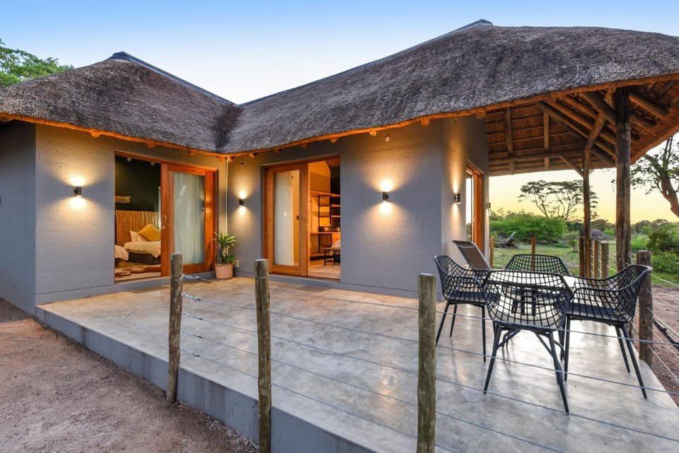 Mziki Safari Lodge Lodge in Gauteng