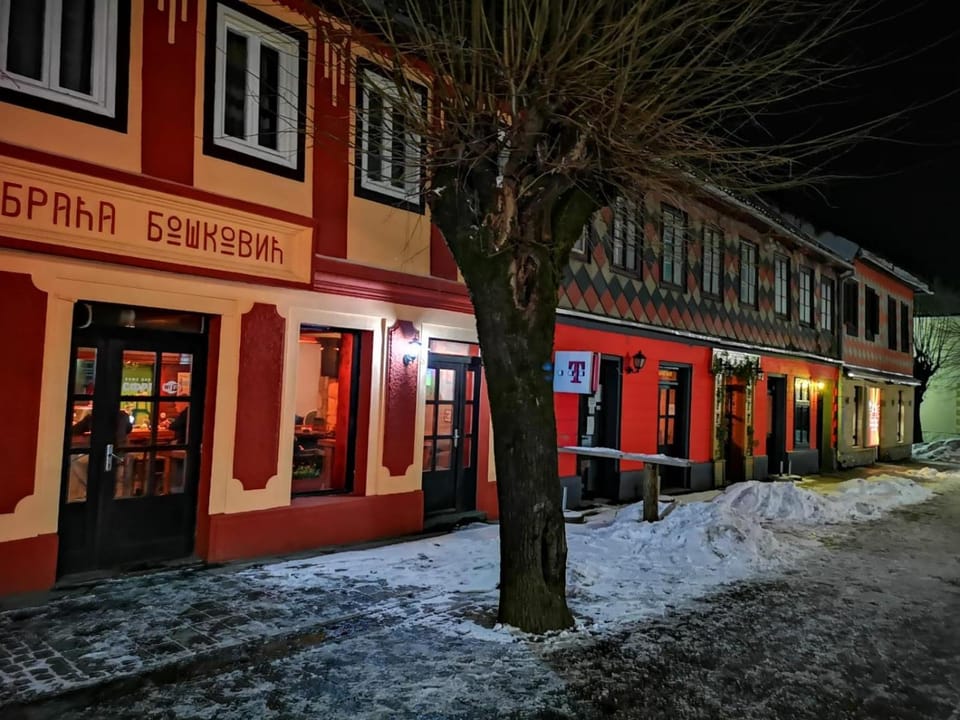 Apartments & Rooms Bojic Hotel in Montenegro