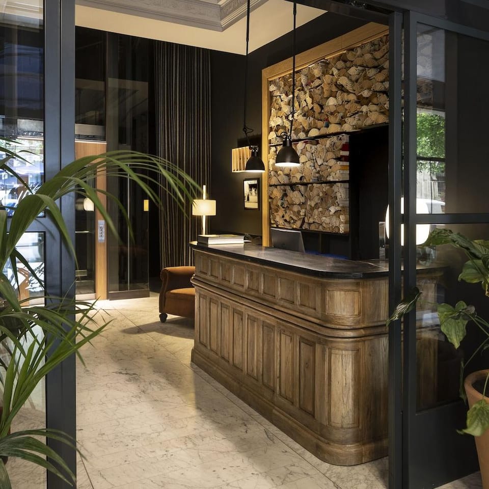 HOTEL CASA SAGNIER Hotel in Barcelona