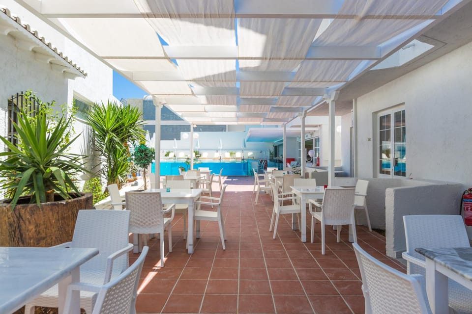 Castello Bianco Aparthotel Apartment hotel in Rethymno