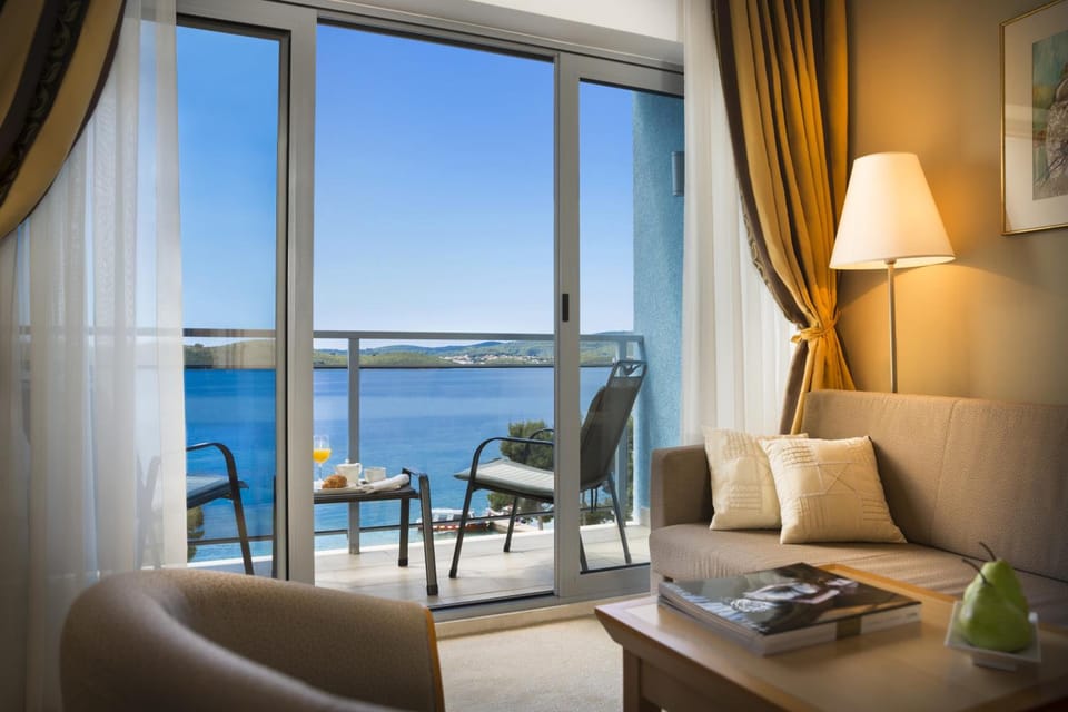 Aminess Vival Grand Azur Hotel Hotel in Dubrovnik-Neretva County