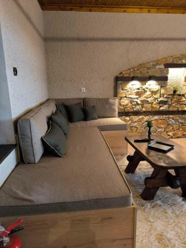 Enastron Guesthouse Hotel in Pieria, Greece