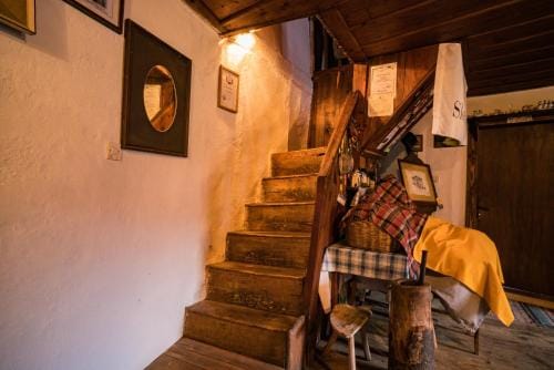 Etno House Shancheva Hostel in North Macedonia