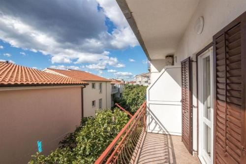 Apartments Nuic Hotel in Makarska
