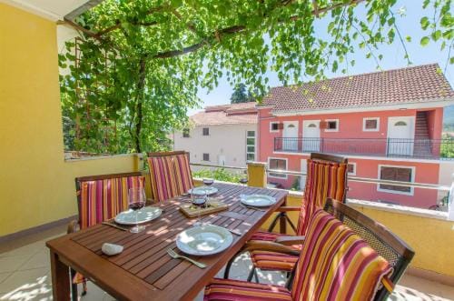 Apartments and Rooms Anita Hotel in Vrboska