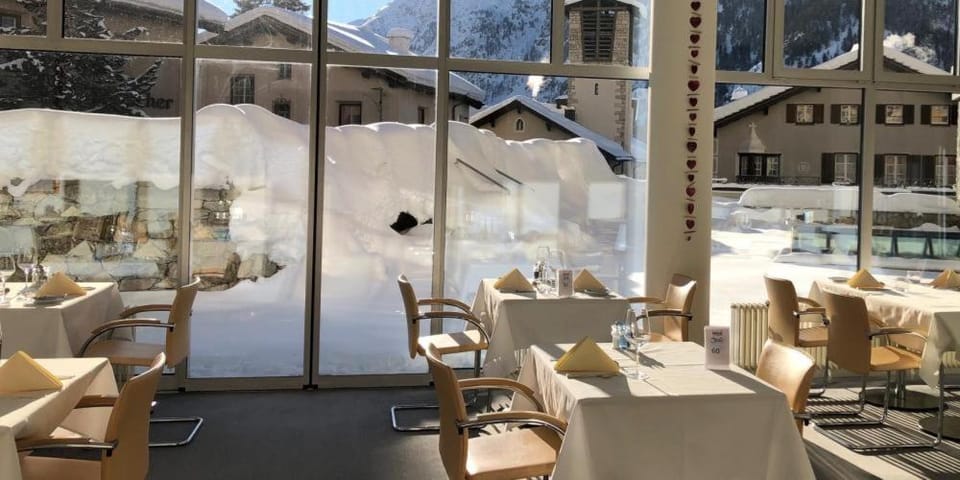 Hotel Schweizerhof Pontresina Hotel in Samedan
