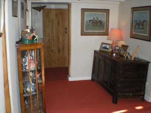 Hillside Cottage Hotel in Malvern Hills District