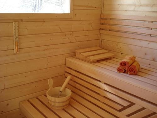 Miramont Horse Trekking Hostel Hotel in Canton of Bern (Region)