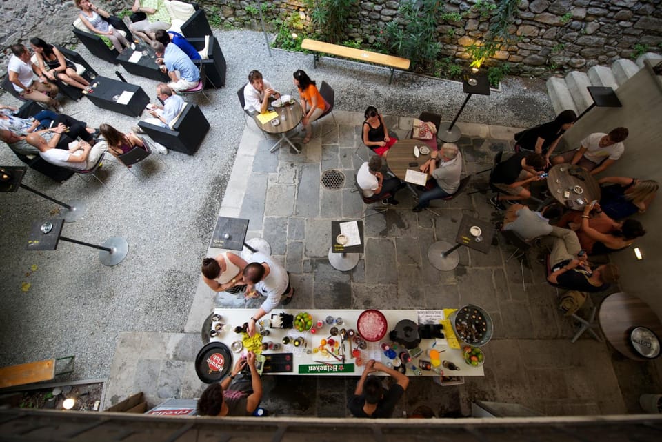 Pardo Bar Hotel in Locarno
