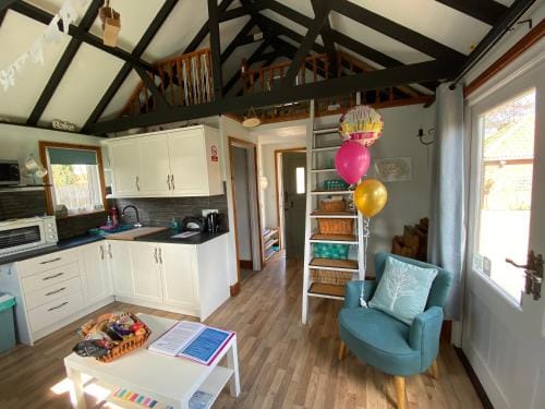 Saving Grace with private hot tub Lodge in Broadland District