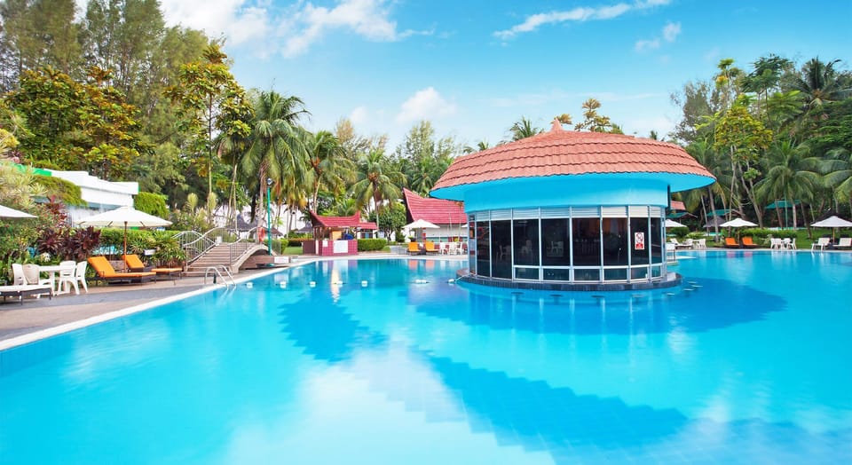 Bayview Beach Resort Resort in Batu Ferringhi, Penang, Malaysia