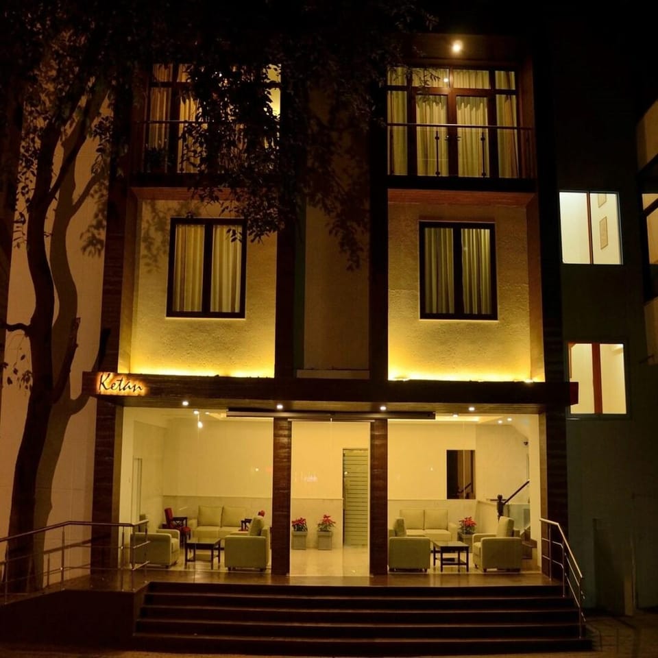Hotel Ketan Hotel in Pune