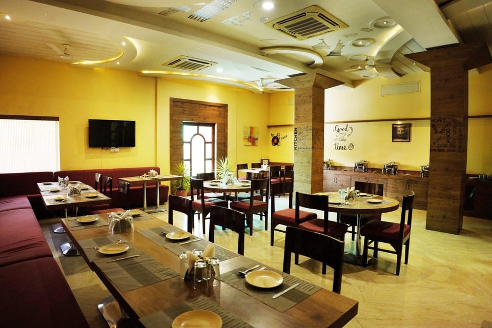 Hotel Sandhu Palace Hotel in Rajasthan