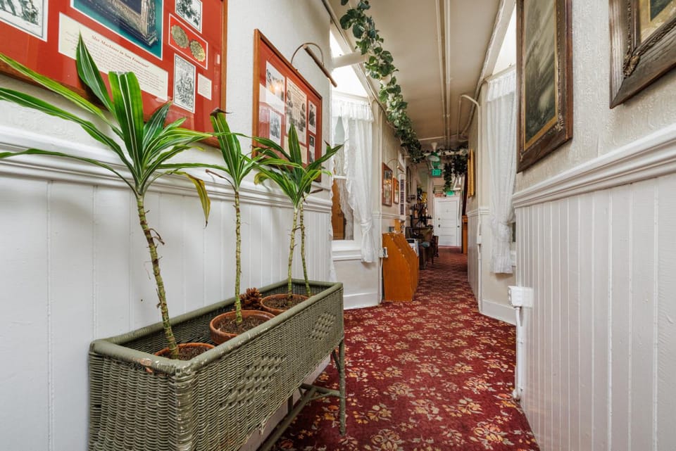 San Remo Hotel Hotel in Fishermans Wharf
