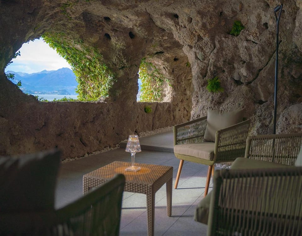 Villa Lario Resort Mandello Hotel in Mandello del Lario