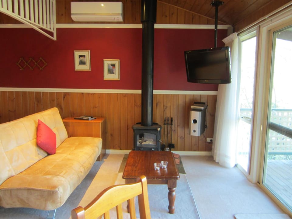 Willowlake Cottages Apartment hotel in Jamieson