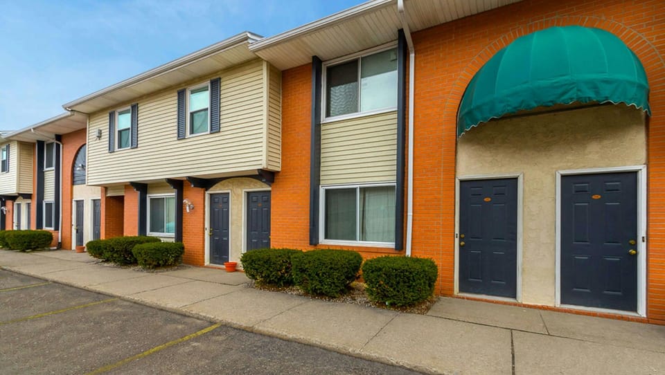 Magnuson Hotel Extended Stay Canton Ohio Motel in Canton
