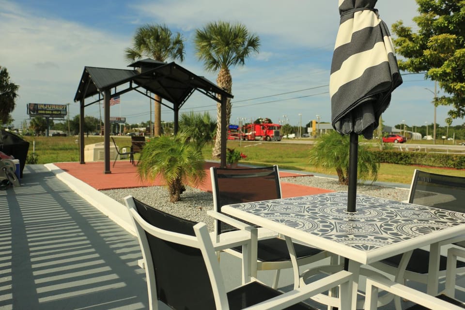 Travel Inn Fort Pierce Motel in Fort Pierce
