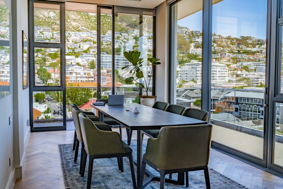 Latitude Aparthotel by Totalstay Hotel in Sea Point