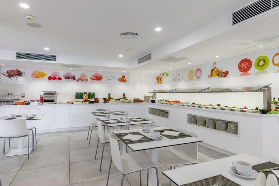 Welikehotel Triton Beach Hotel in Cala Ratjada