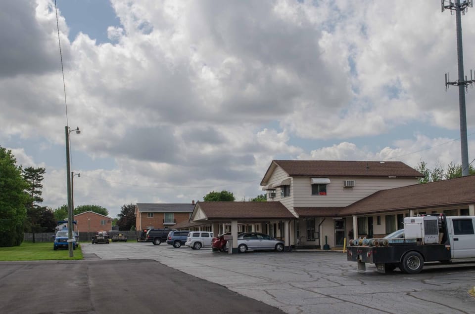 Delta Motel Motel in Bay City