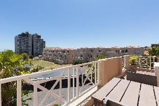 Mont Serrat 58 by CTHA Hotel in Cape Town