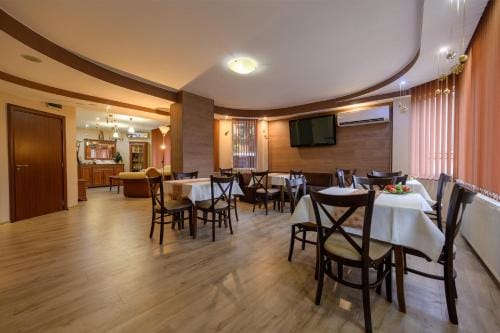 Ахат- къща за гости Hotel in North Macedonia