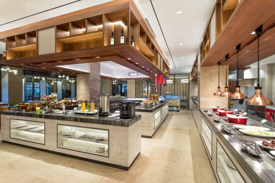 Ramada by Wyndham Shanghai Pudong Hotel in Shanghai