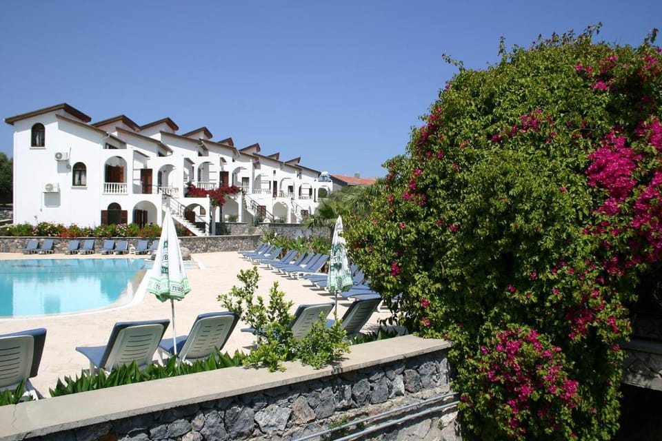 Altinkaya Holiday Resort Hotel in Cyprus