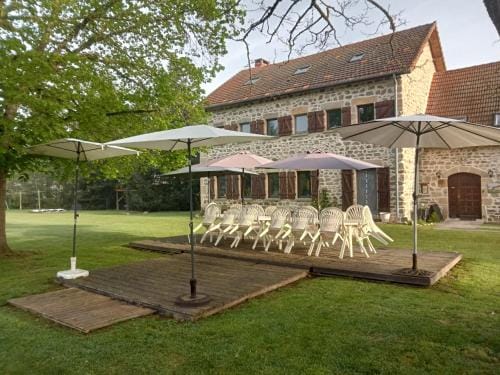 A l'Oree du Parc Hotel in Auvergne-Rhône-Alpes