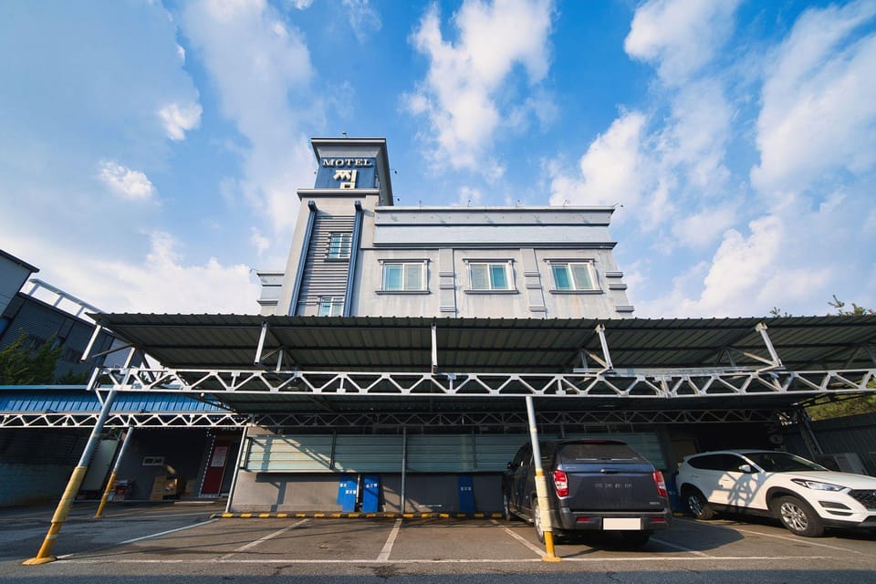 Gimje Jjim Motel in South Korea