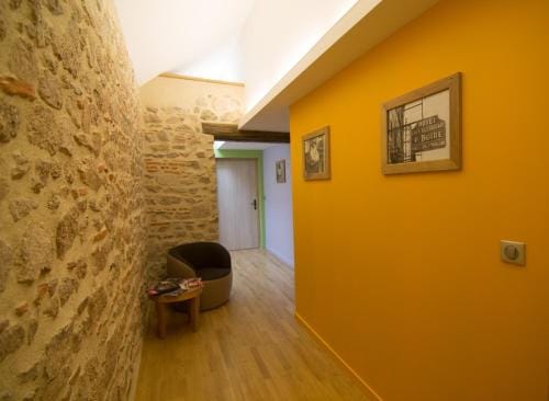Gites Le Lancelot Hotel in Auvergne-Rhône-Alpes
