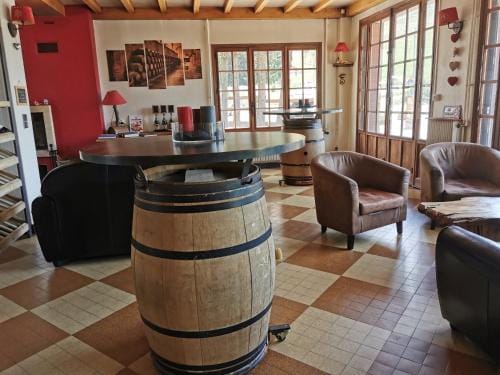 Hotel Au Feu De Bois Hotel in Auvergne-Rhône-Alpes